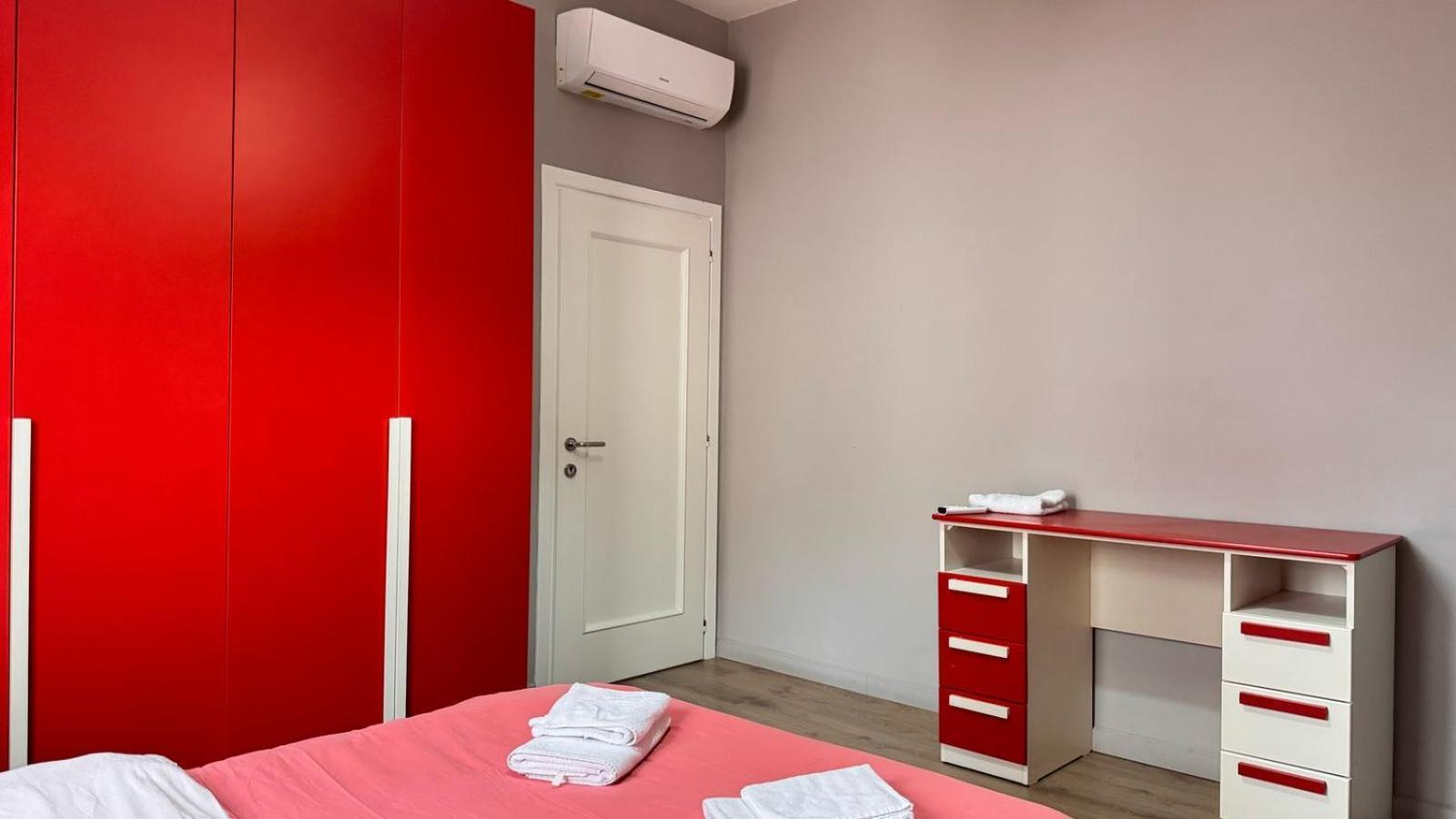 Terrace Flat In Heart Of Tirana Appartement Buitenkant foto